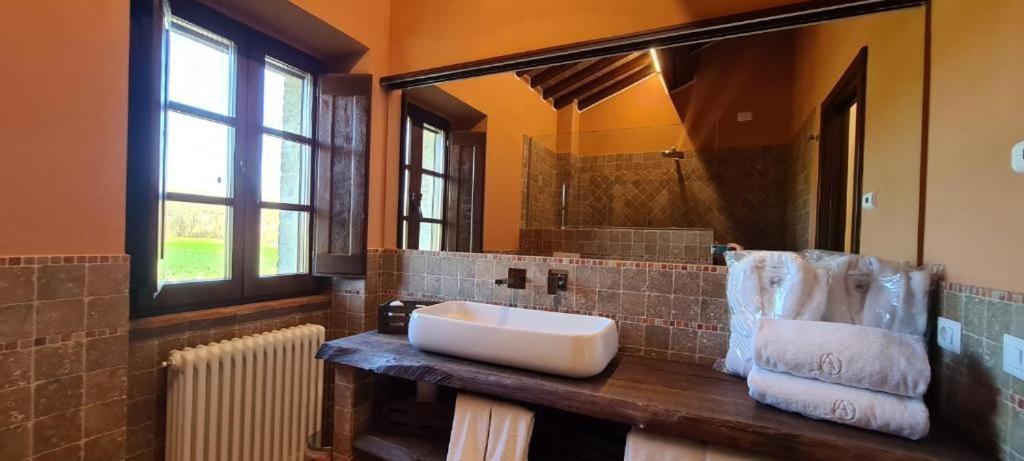 Opera Domini Asisium Bed and Breakfast Torchiagina Exterior foto